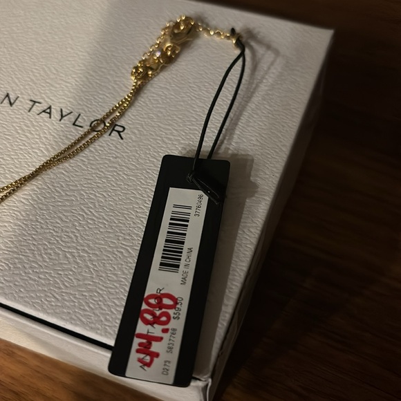 Ann Taylor Gold tone Necklace with Crystal Stones - Picture 7 of 11